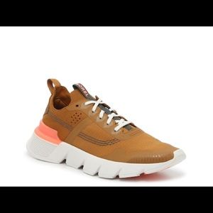 Sorel kinetic sneaker